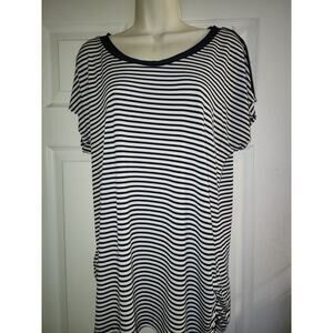 Atelier 29 Womens Navy and White Striped Short Top. Size Extra Large XL. Sailor